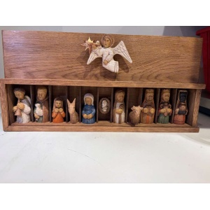 Krybbefigursett i boks, blå. Atelier