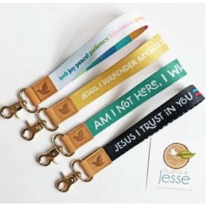 Catholic Wristlets Keychains. Grønn