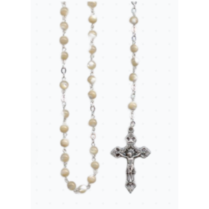 Rosenkrans med beige perlemor og sølvfarget kjede, 4mm perler